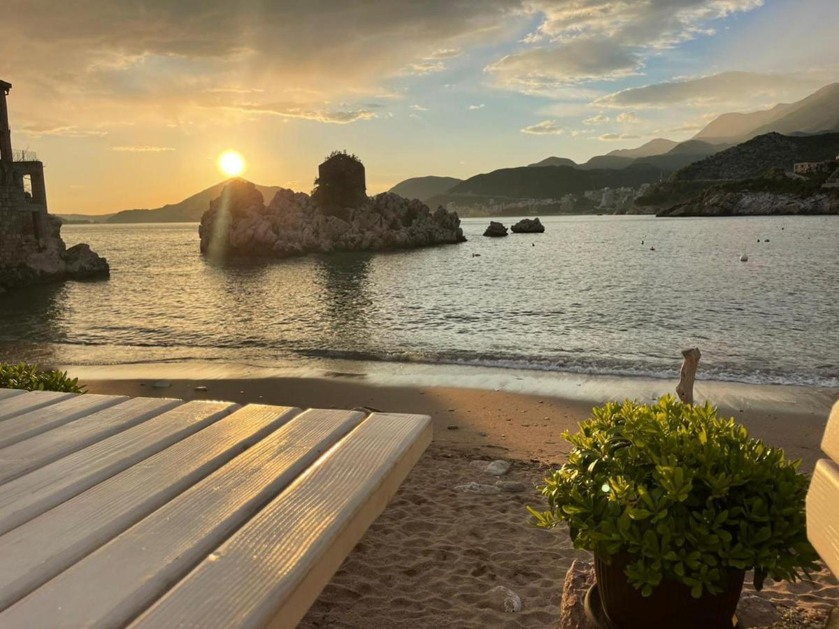 Przno Luxury Apartments Sveti Stefan Extérieur photo
