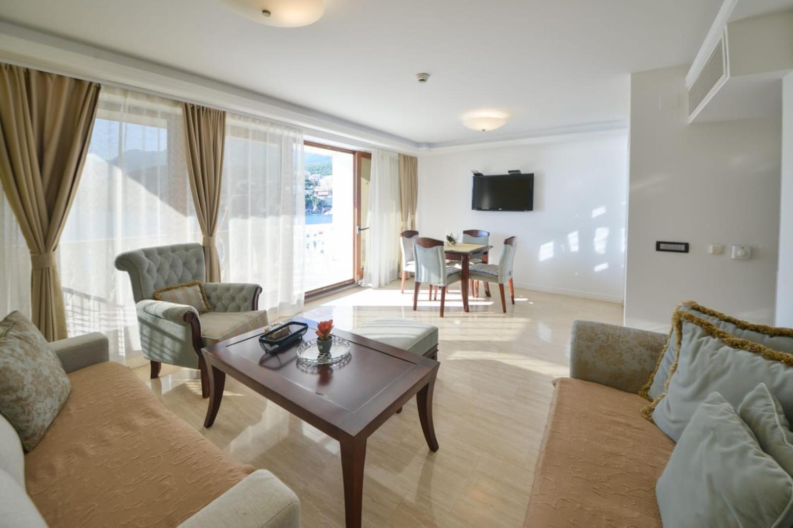 Przno Luxury Apartments Sveti Stefan Extérieur photo