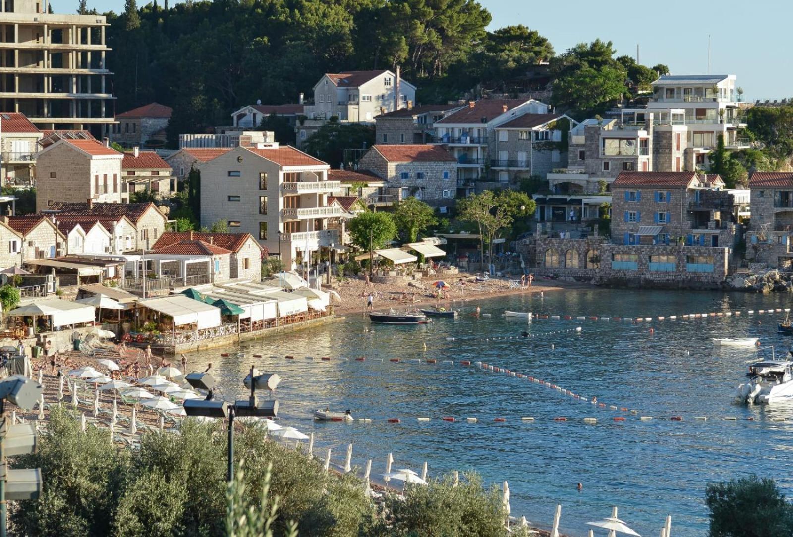 Przno Luxury Apartments Sveti Stefan Extérieur photo